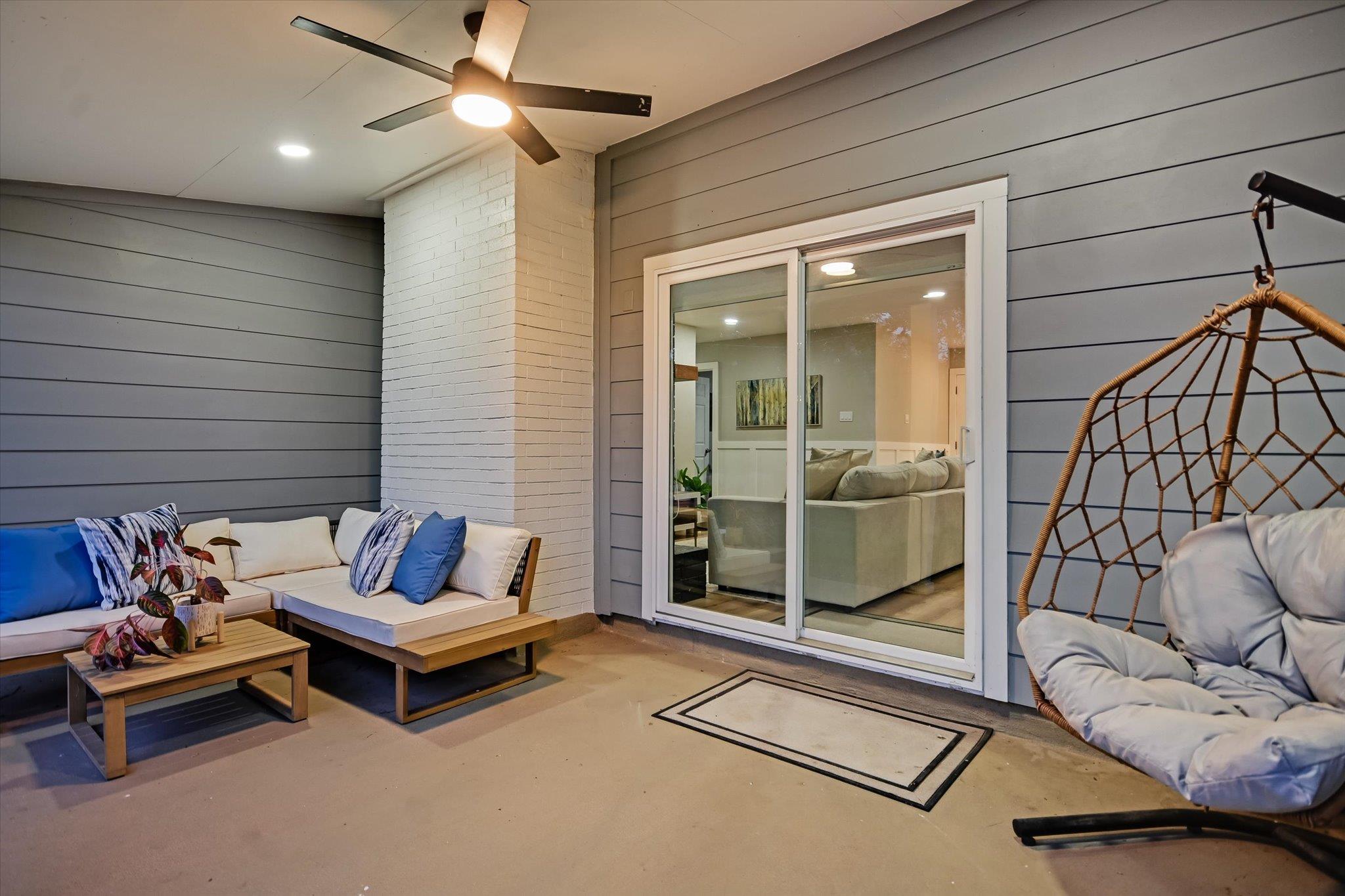 1006 Hollybluff ST — photo 5