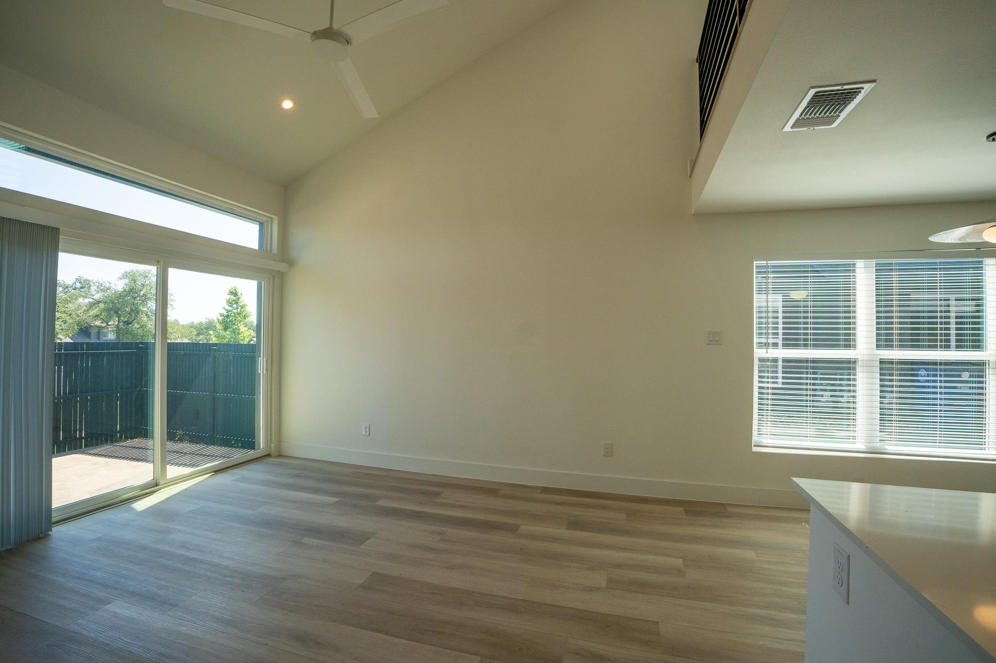 1905 Albury CV #A — photo 4