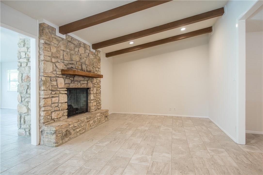 2902 Silverleaf DR — photo 5