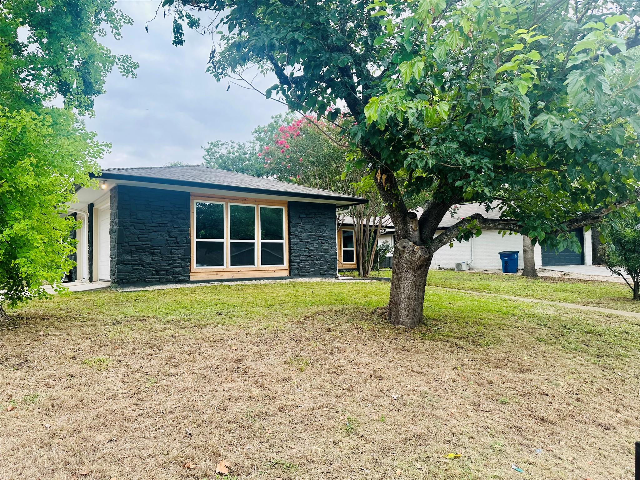 7300 Fred Morse DR — photo 3