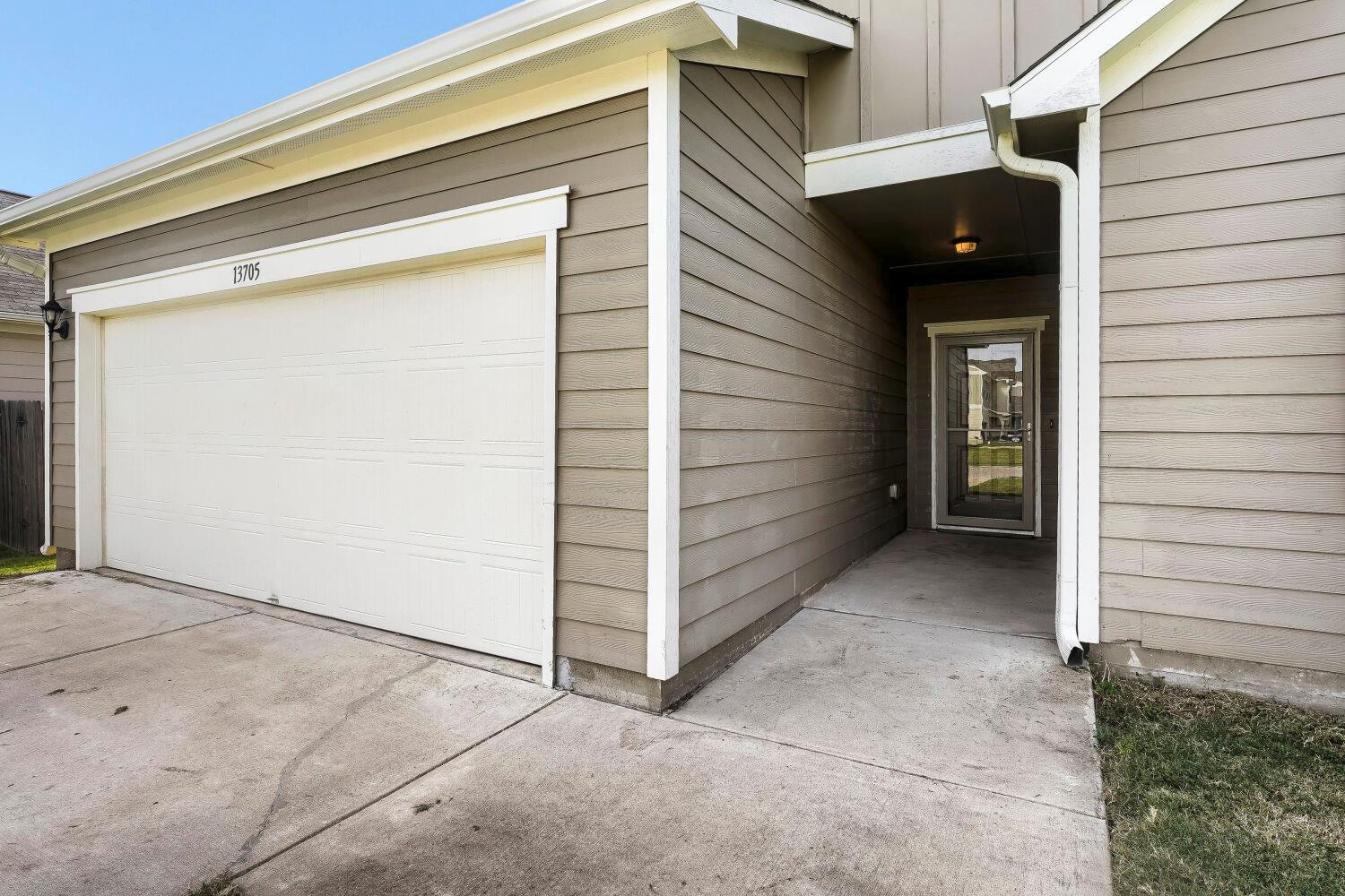 13705 Sherri Berry WAY — photo 5