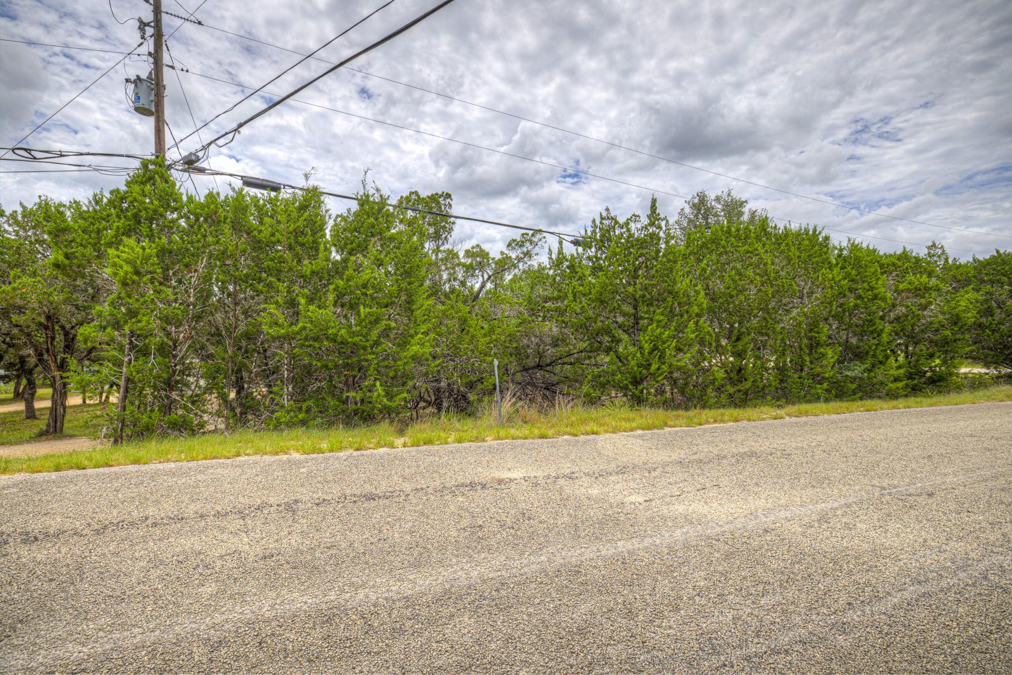 1460 Canyon Lake DR — photo 4