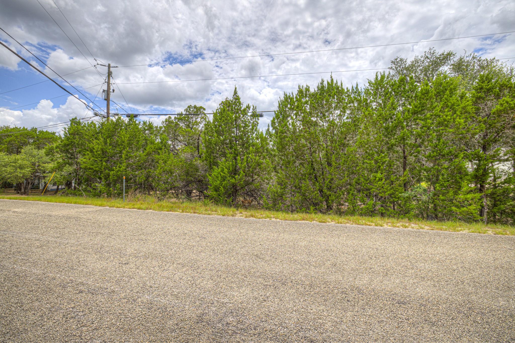 1460 Canyon Lake DR — photo 5