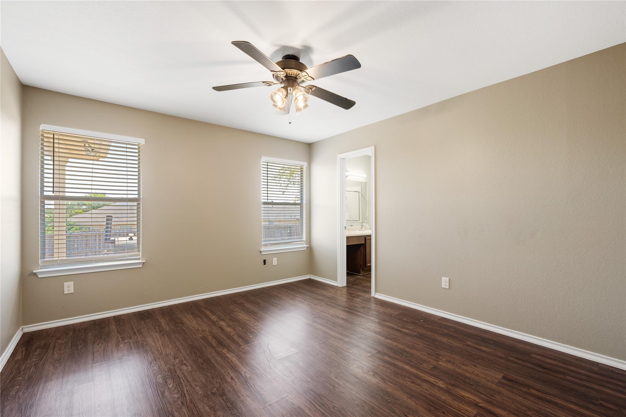 245 Loon Lake DR — photo 4