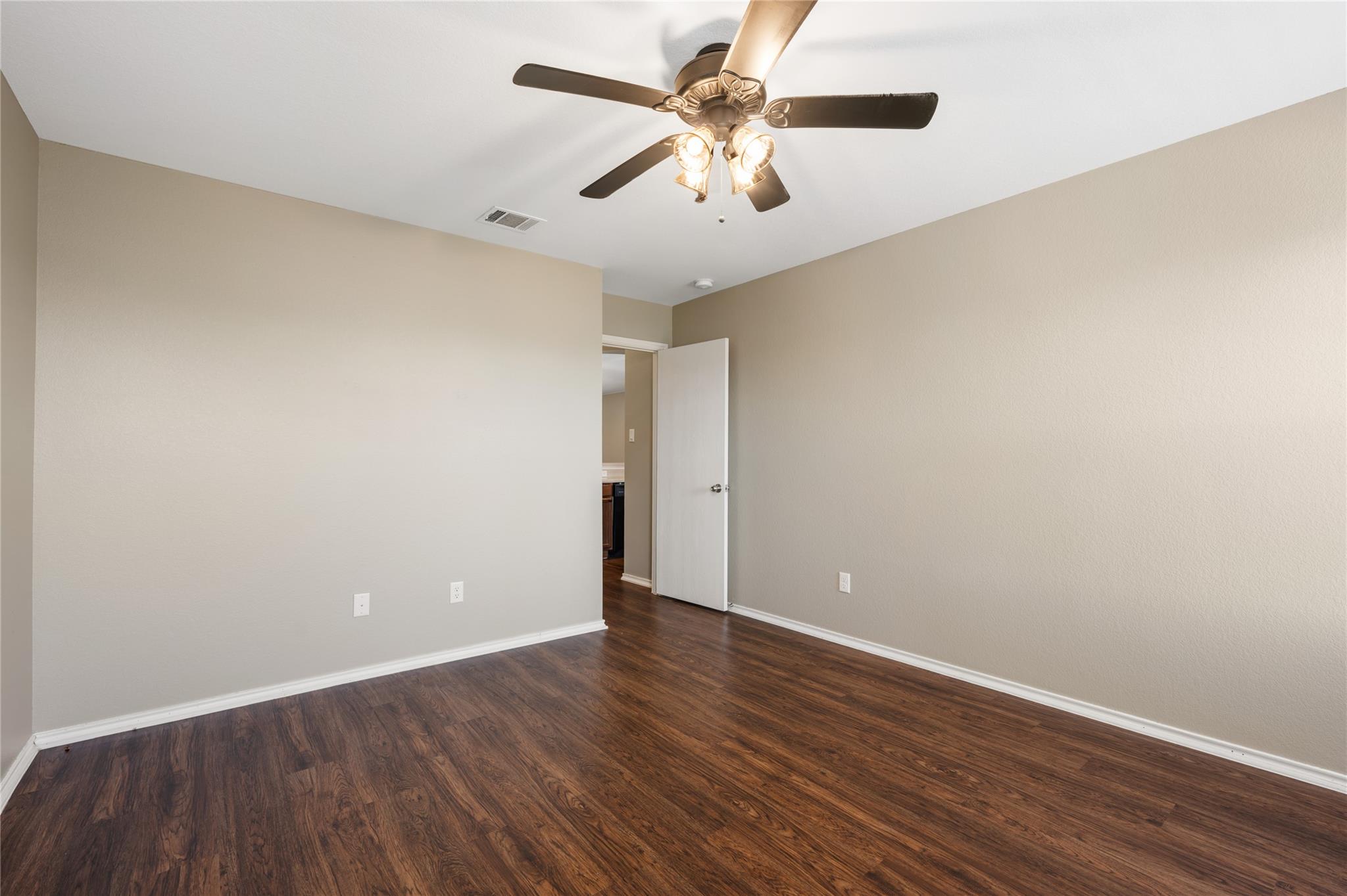 245 Loon Lake DR — photo 5