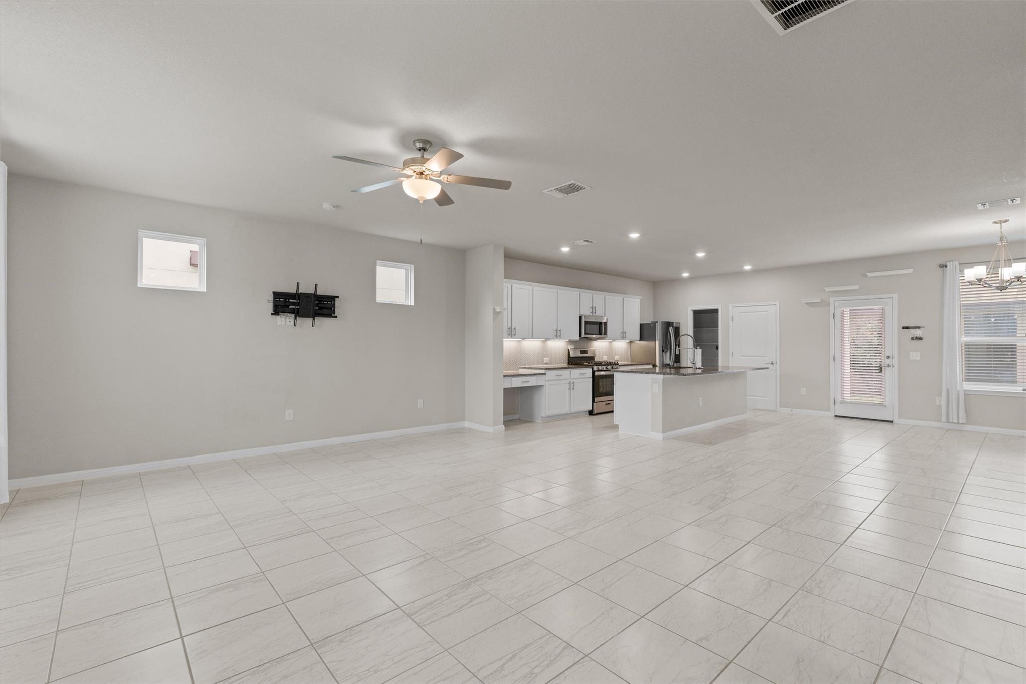 8809A Whitter DR — photo 4