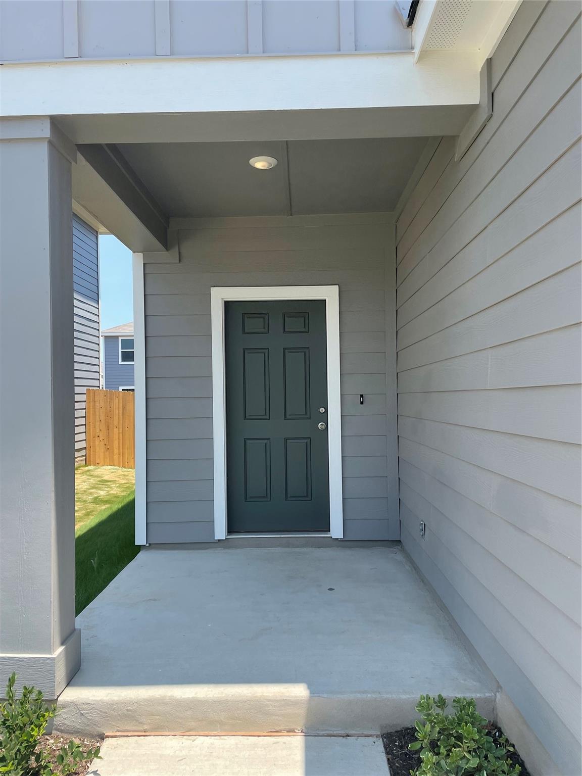 190 Light Timber RD — photo 3