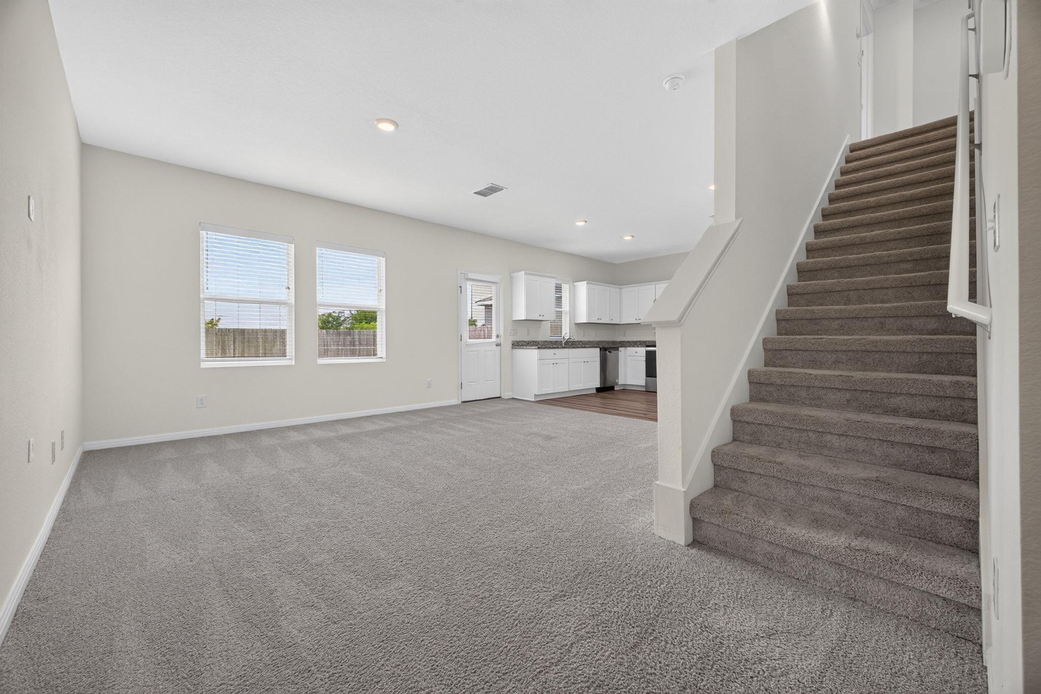 507 Red Fish LN — photo 3