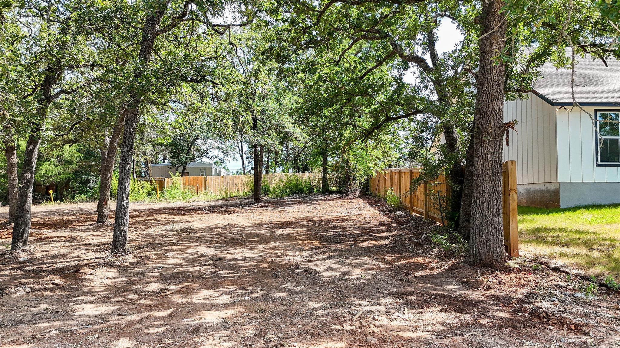 115 Eaglenest CT — photo 3