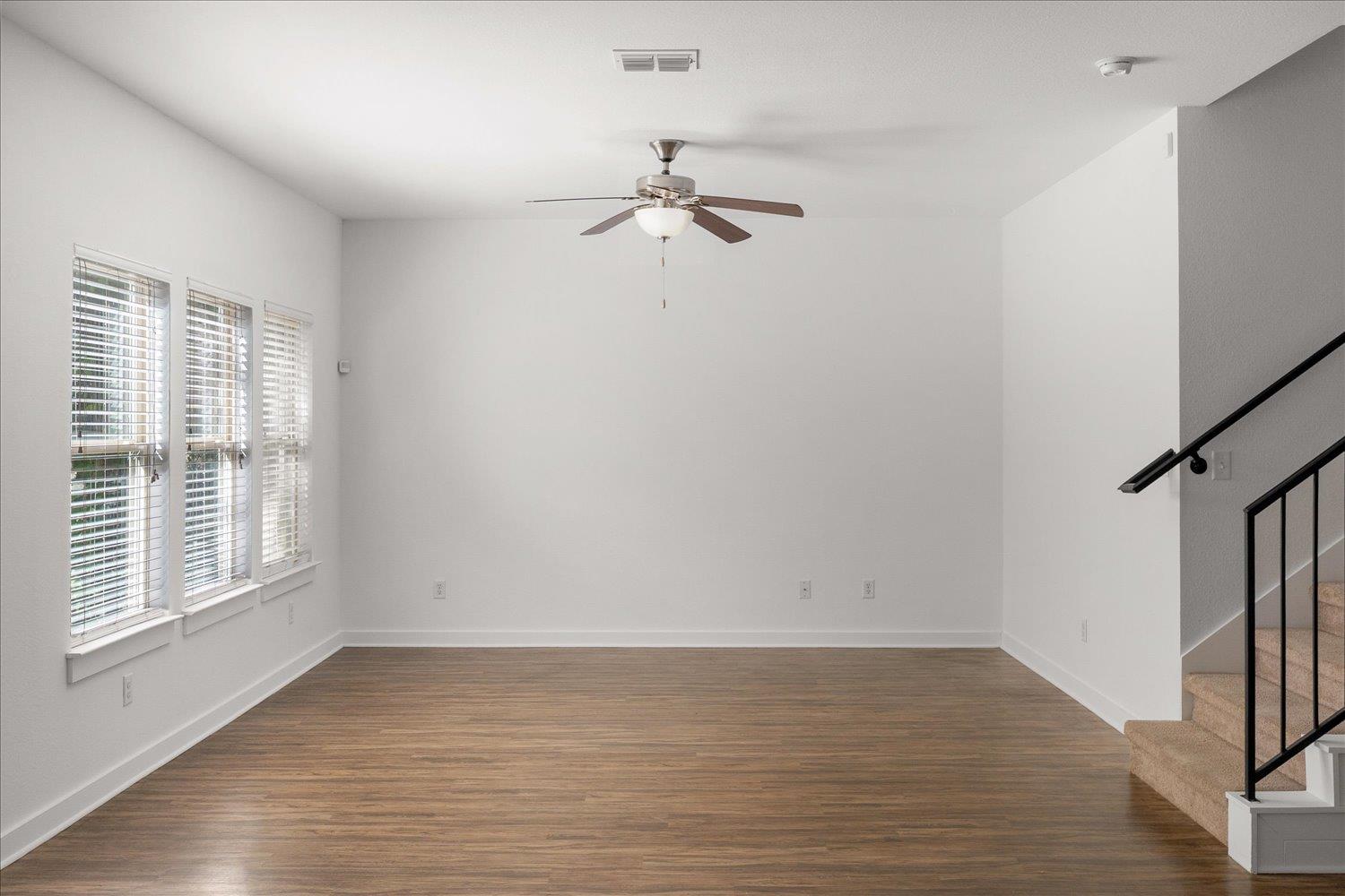 511 Franklin DR — photo 5