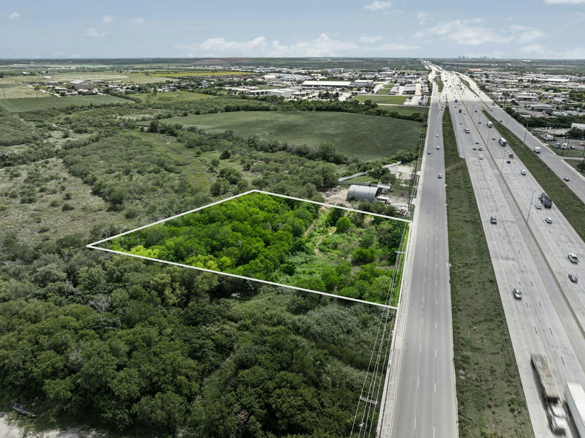 9380 Interstate 10 — photo 3