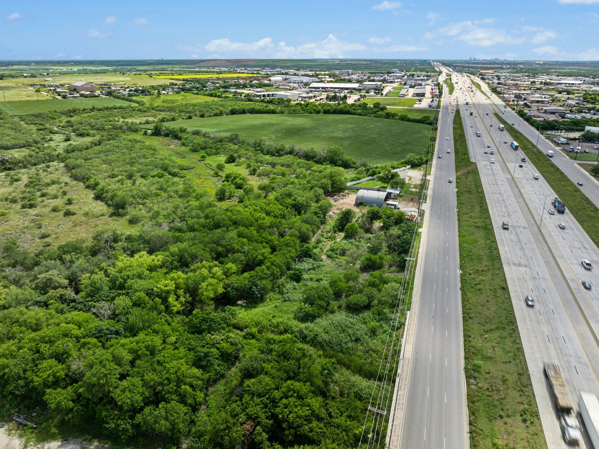 9380 Interstate 10 — photo 4