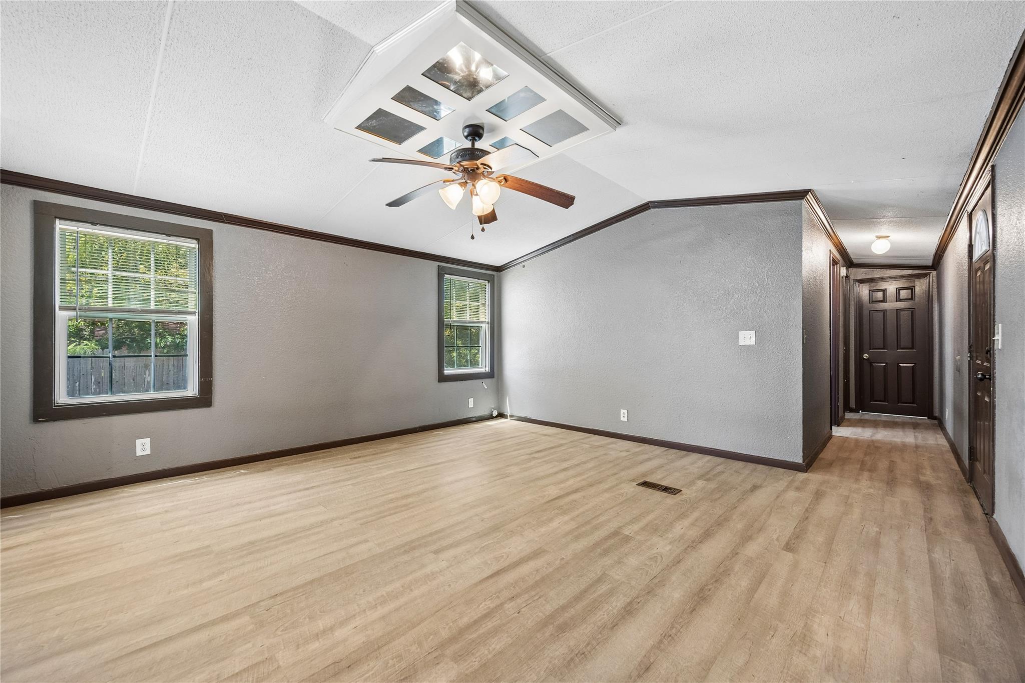 1719 Millhouse DR — photo 4