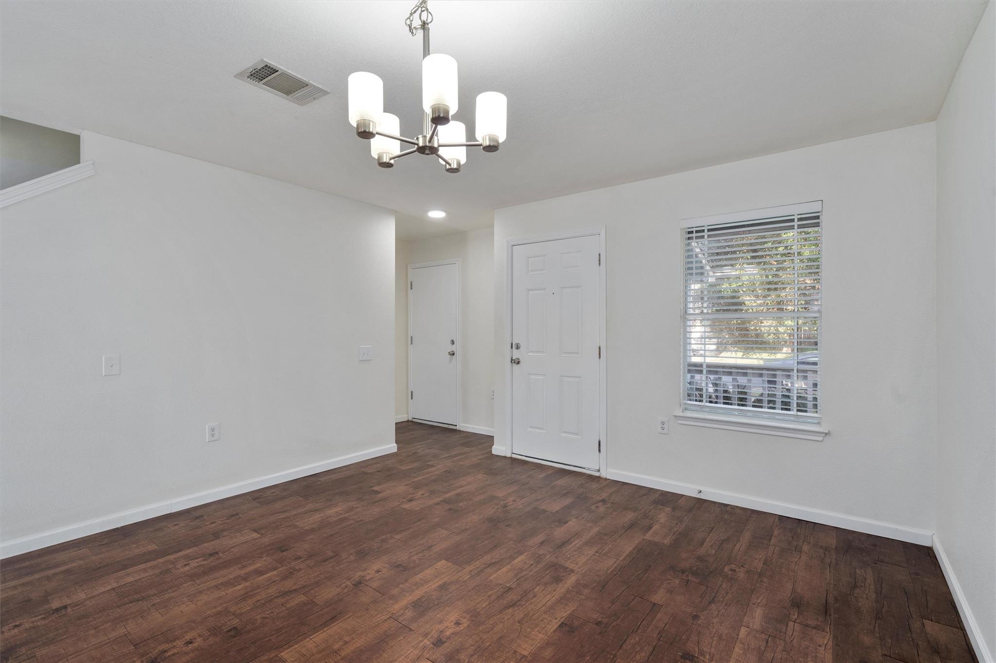 3516 Sand Dunes Ave — photo 4