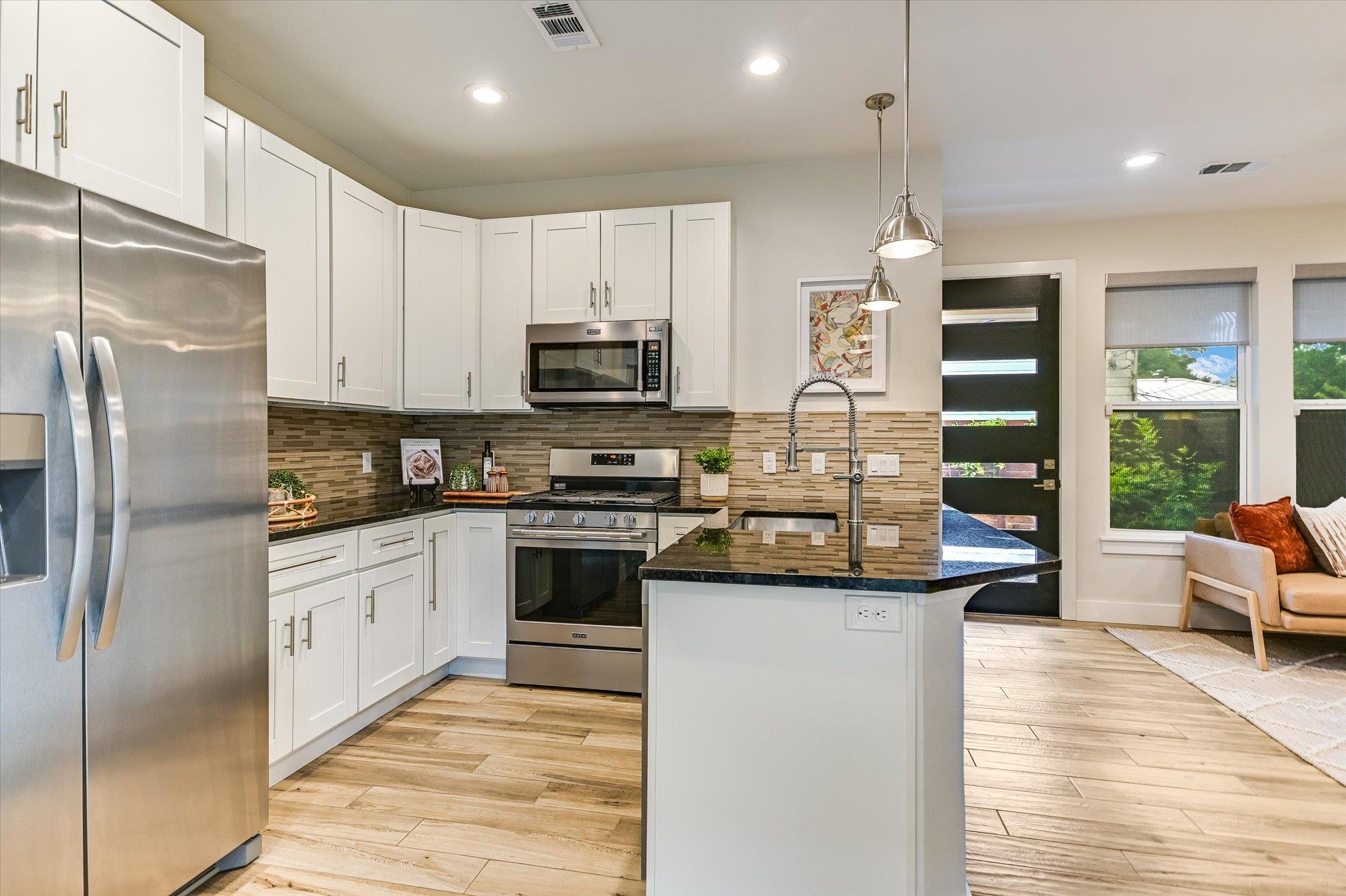 5102 Martin Ave #2 — photo 4
