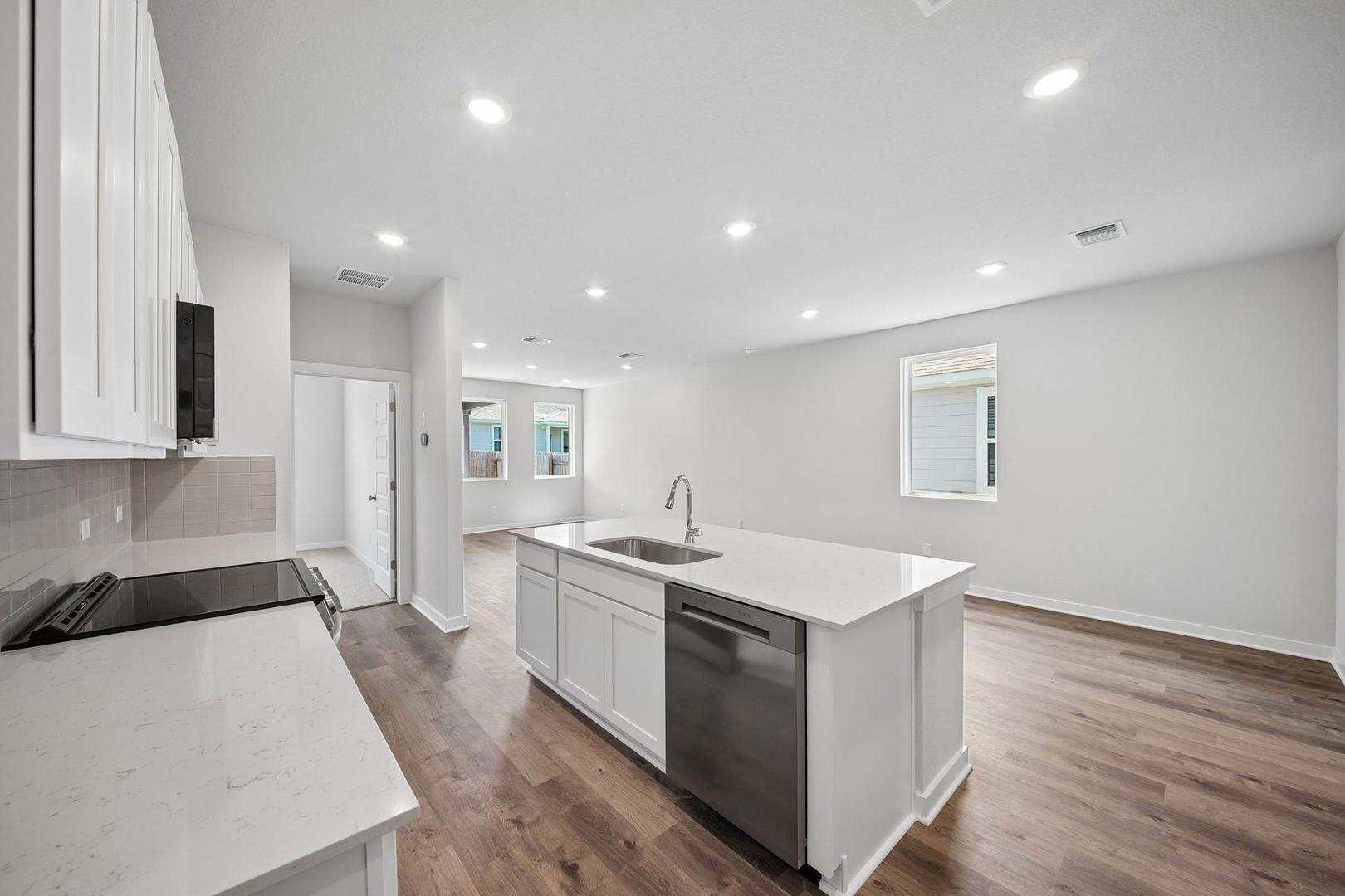 10607 Trifecta WAY — photo 3