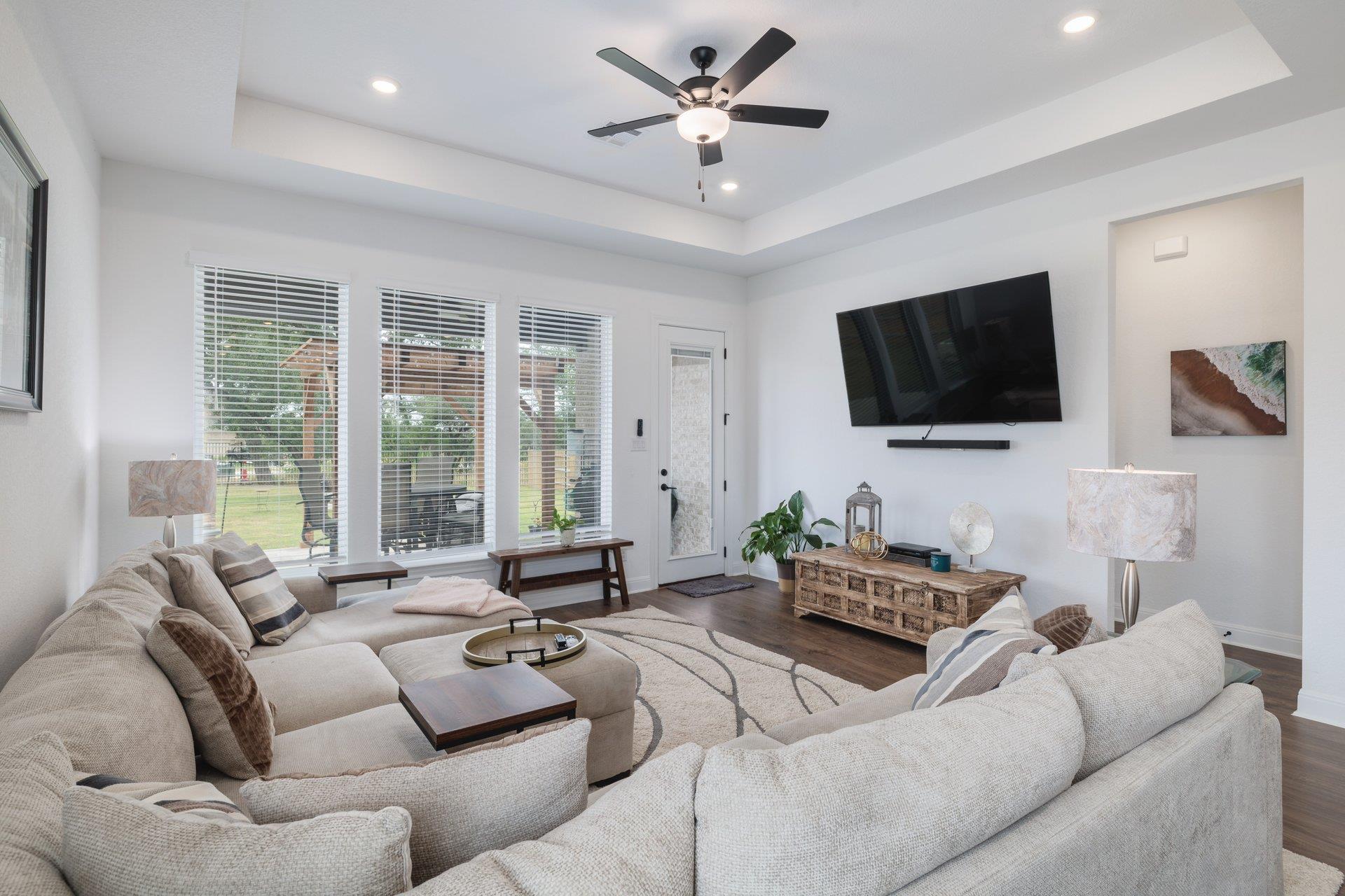 1236 Scenic Green LOOP — photo 4