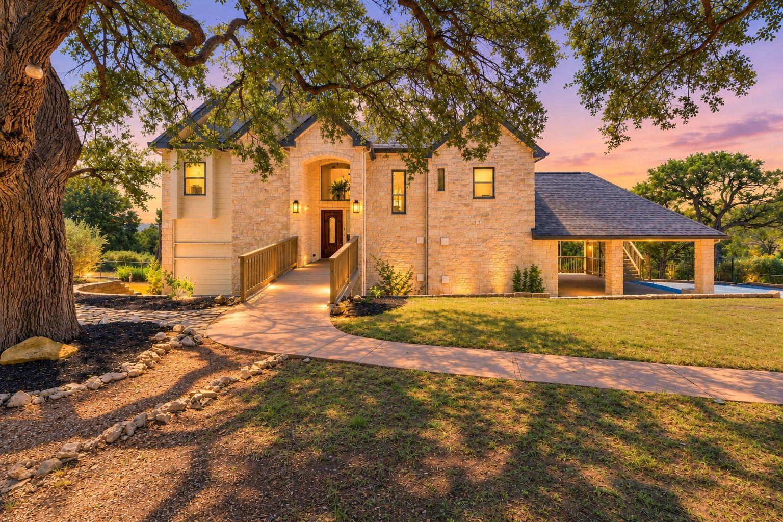 18113 Travis DR