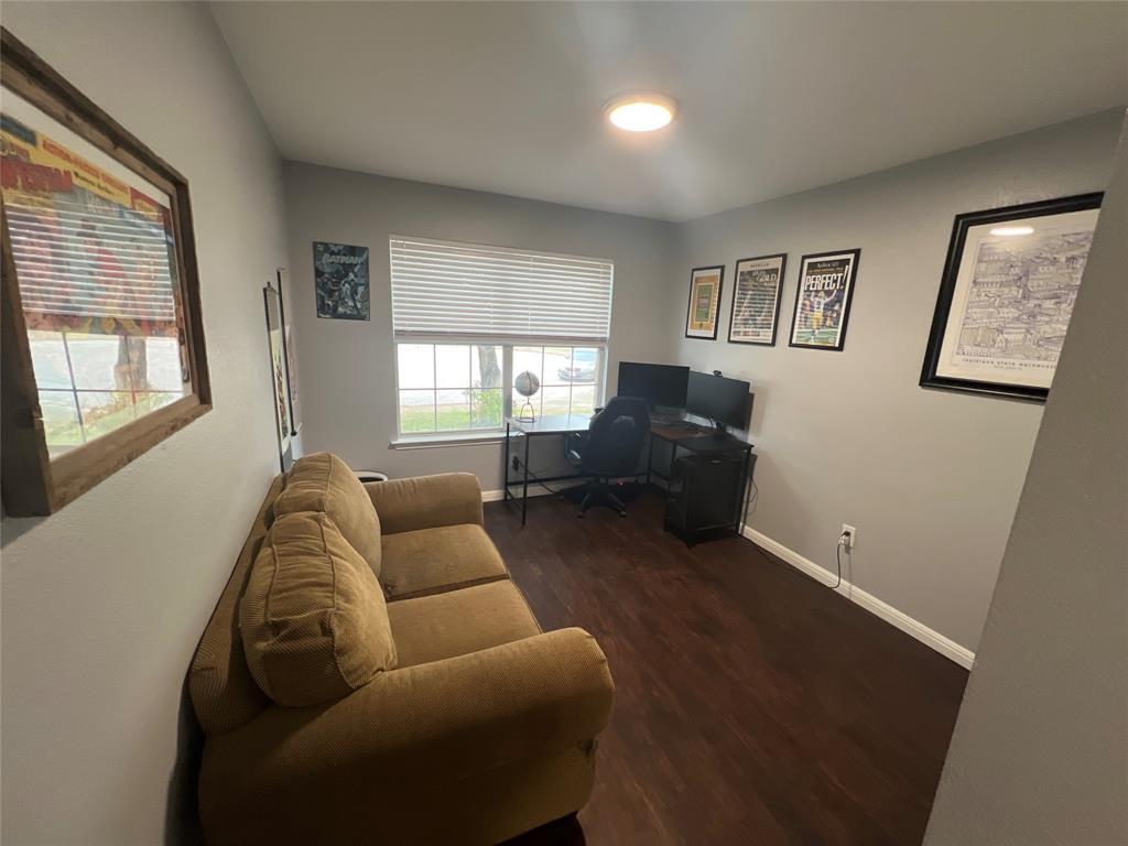 2100 Boyer DR — photo 5