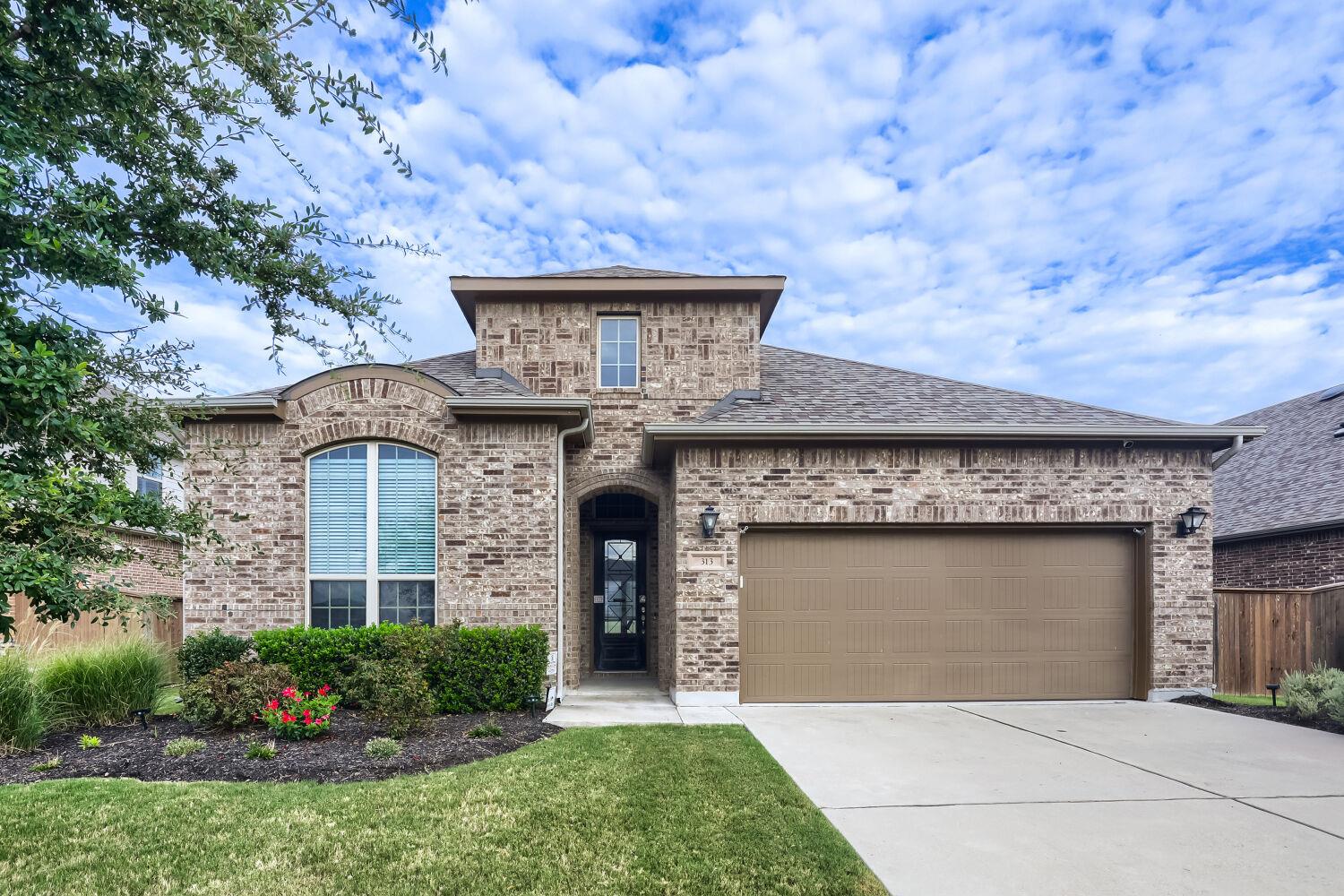 313 Pendent DR