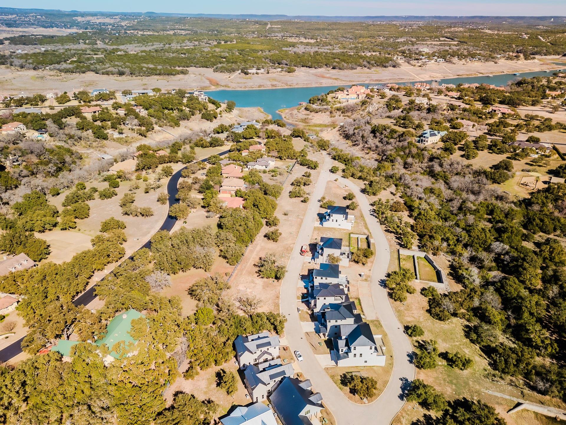 2424 Bruin DR