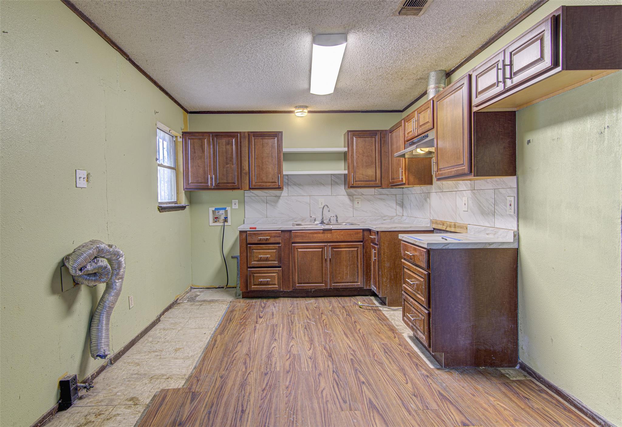 6006 Palm CIR — photo 4