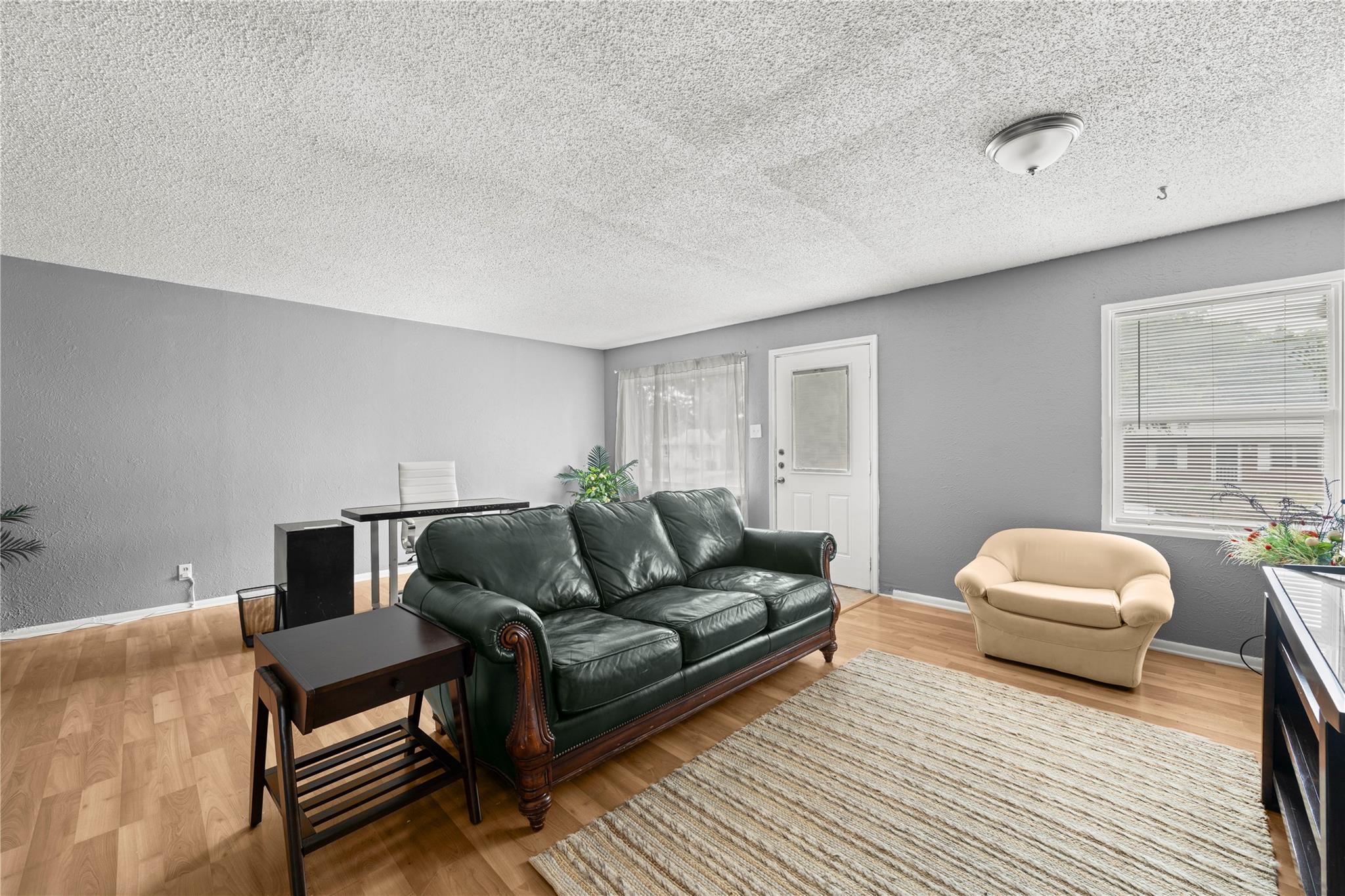 1307 Greenwood Ave — photo 5