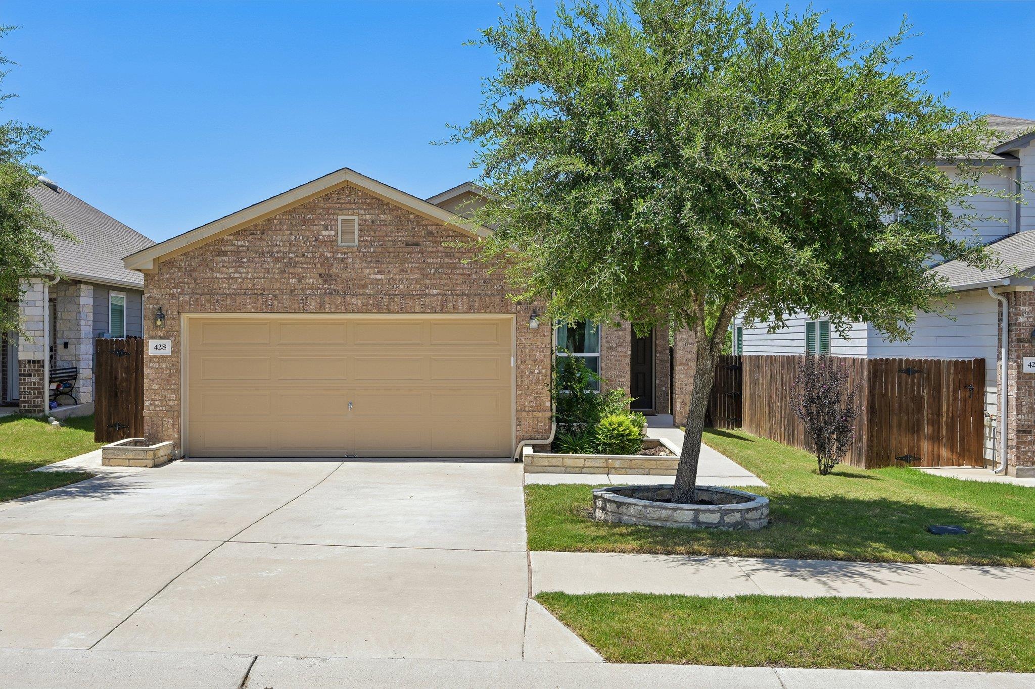 428 Los Cobos LN — photo 3