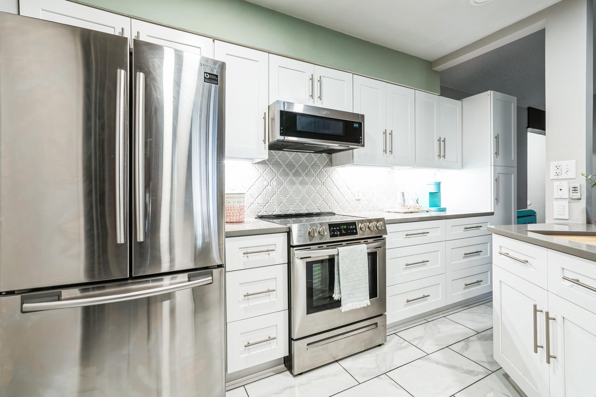 1202 Thorpe LN #406D — photo 3