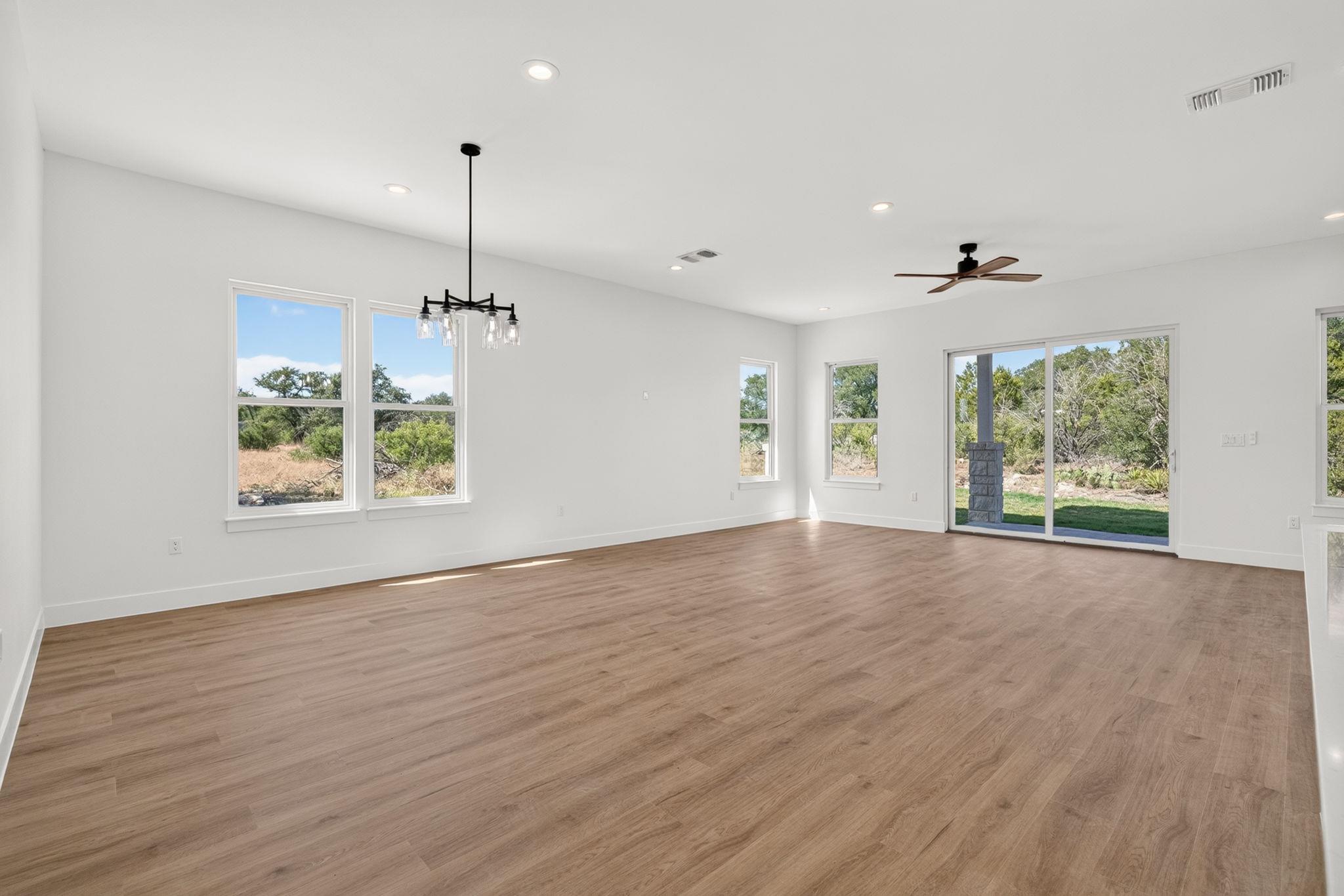 1713 Whitetail RD — photo 3