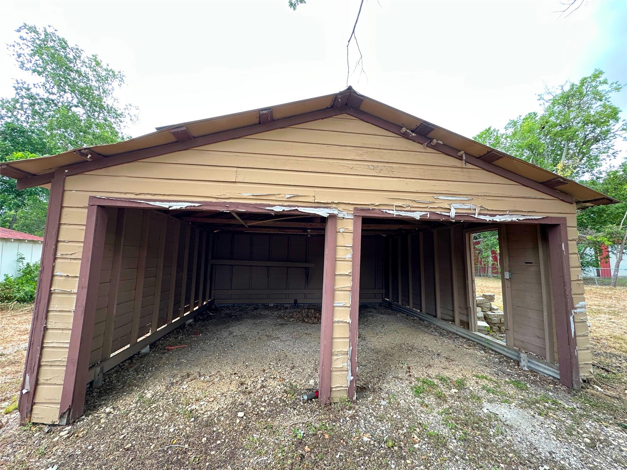 818 Plum ST — photo 4
