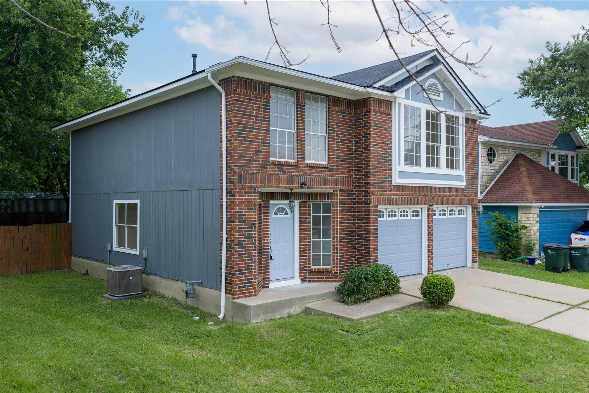13701 Cambourne DR — photo 3