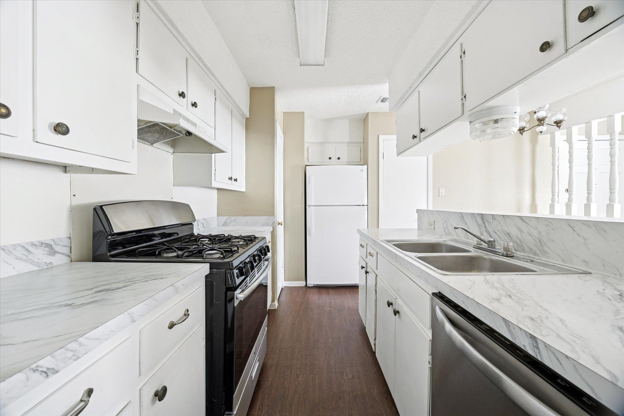 908 B Kirschner PL — photo 4