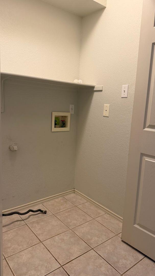 17338 Tobermory DR — photo 5