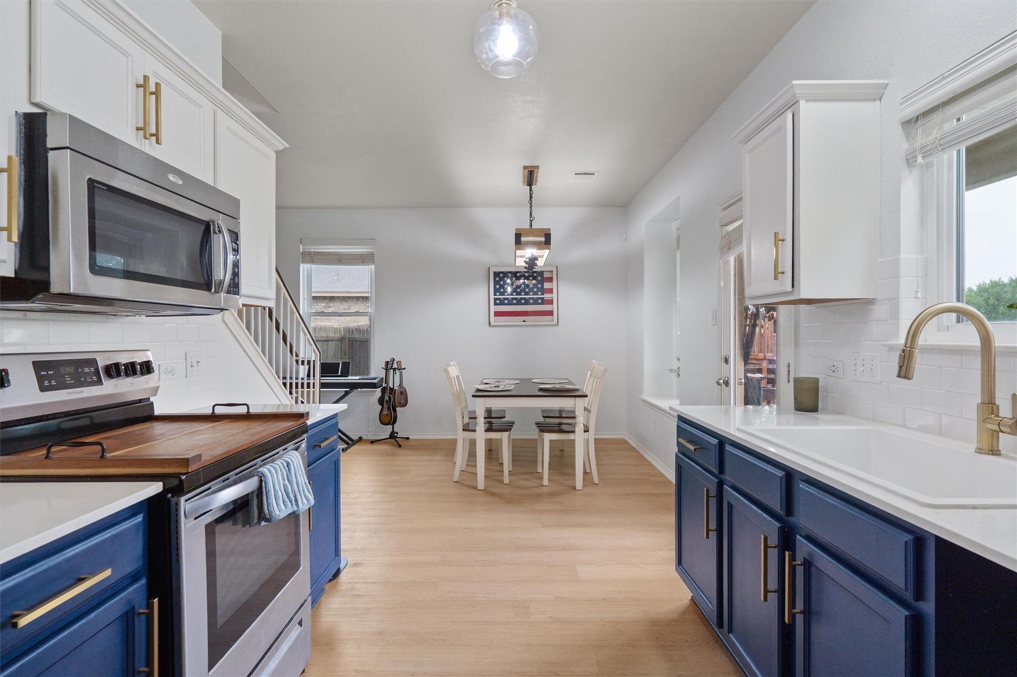 1316 Hensley DR — photo 3