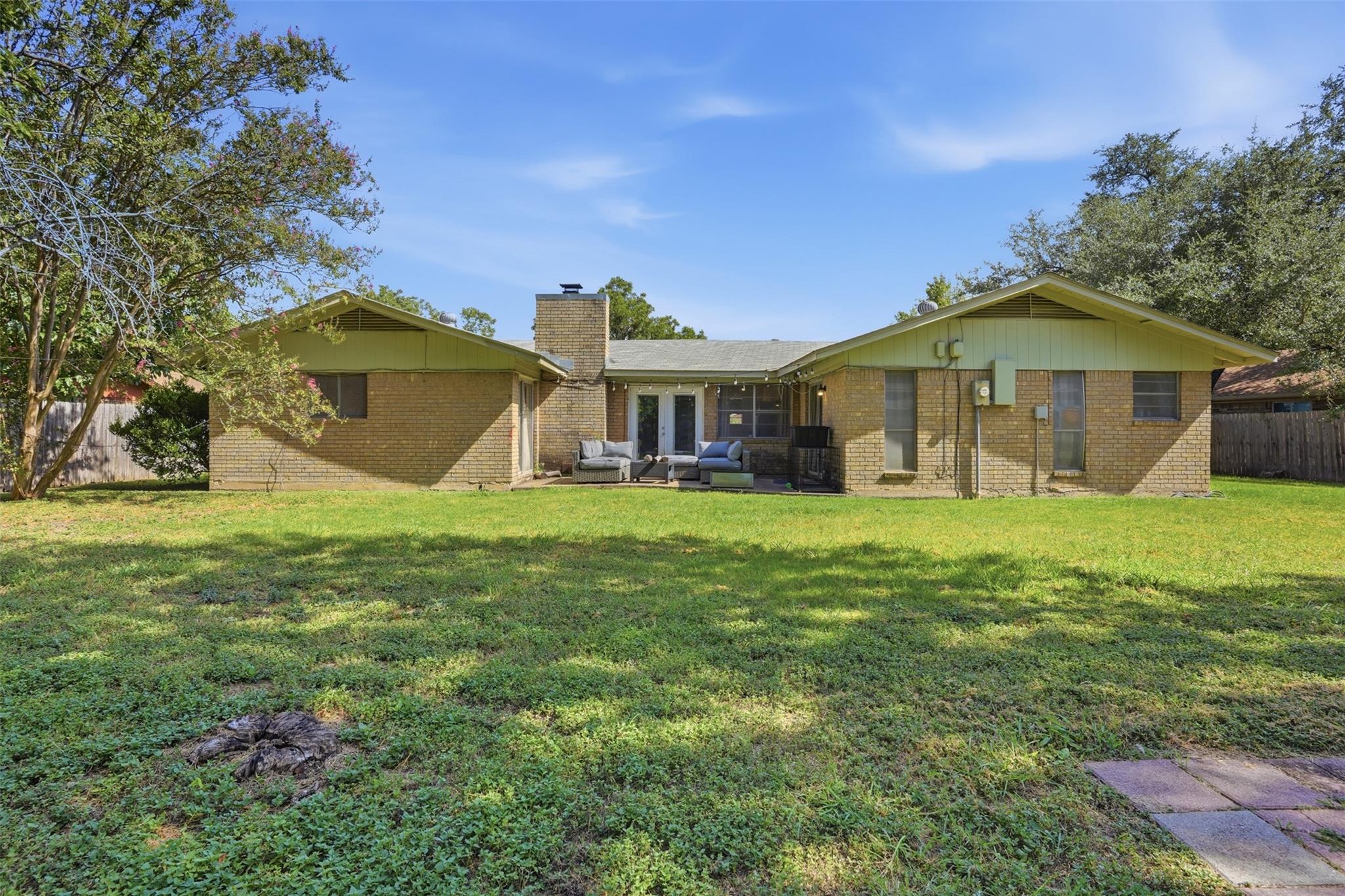 1609 Tammi LN — photo 3