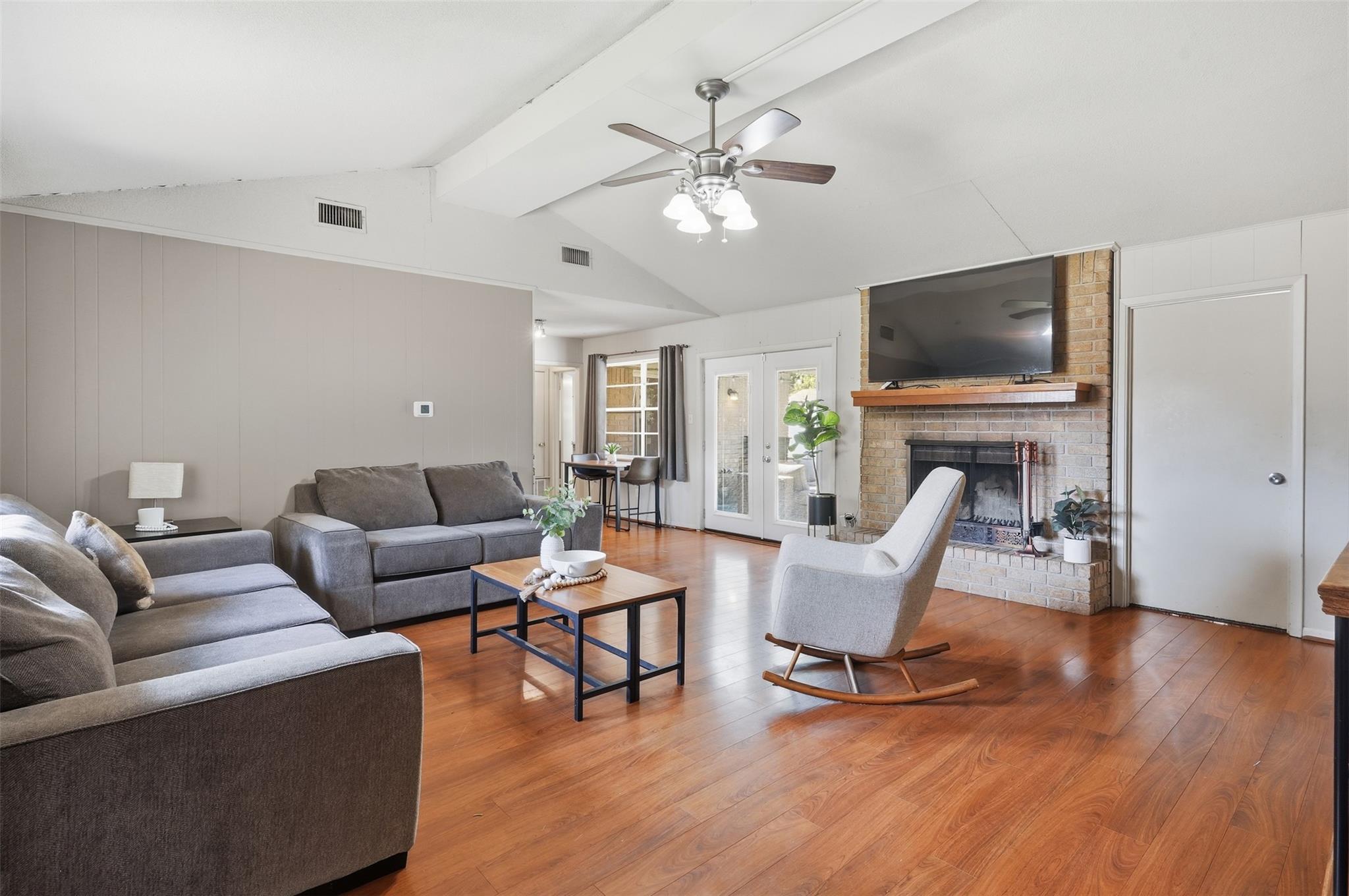 1609 Tammi LN — photo 4