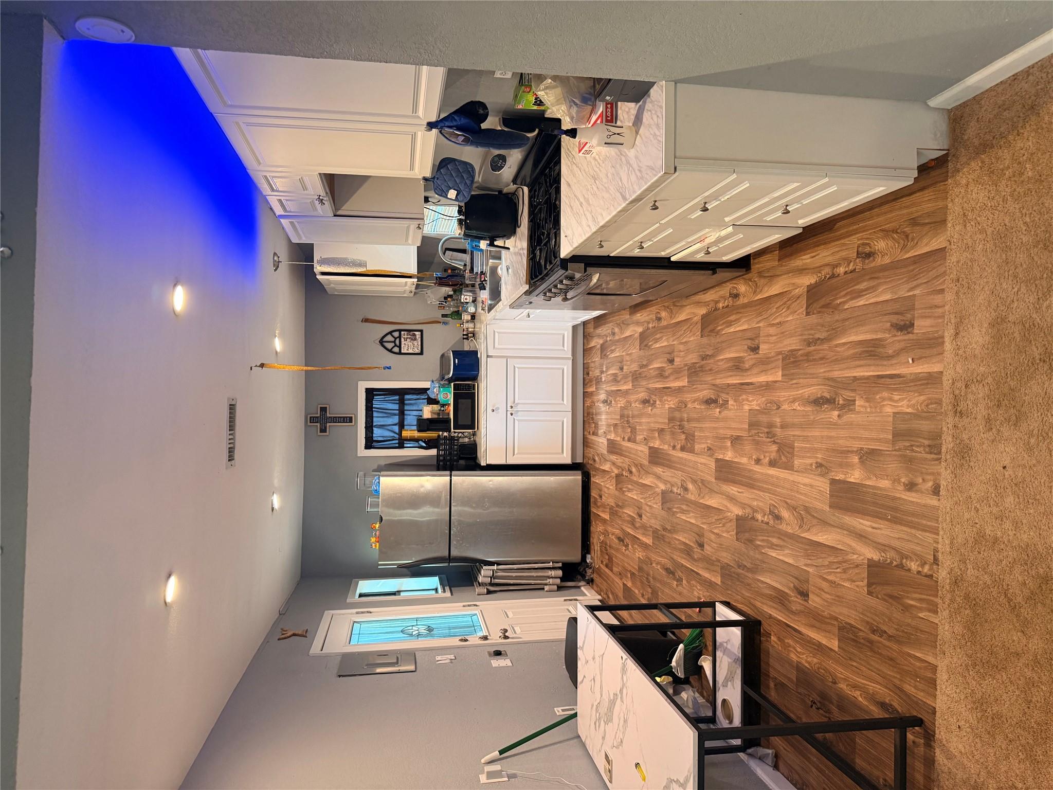 907 Attas Ave — photo 4