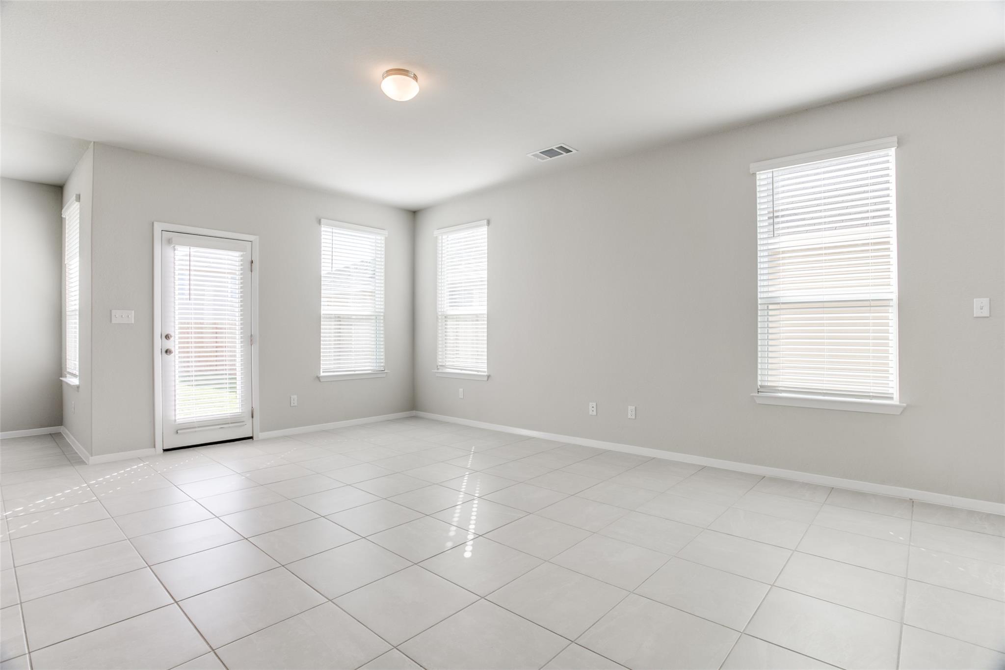 140 Living Reef DR — photo 4