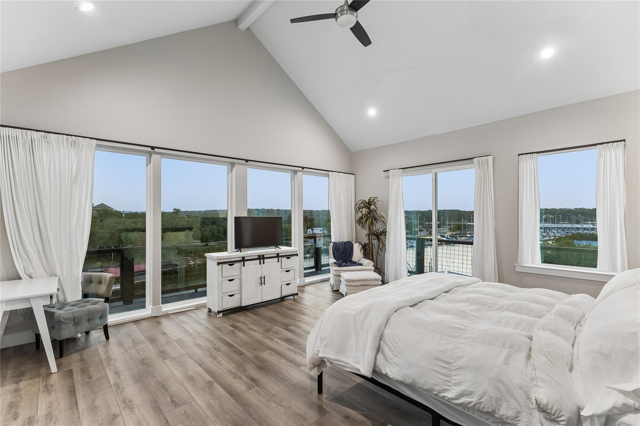 16323 Lake LOOP — photo 4