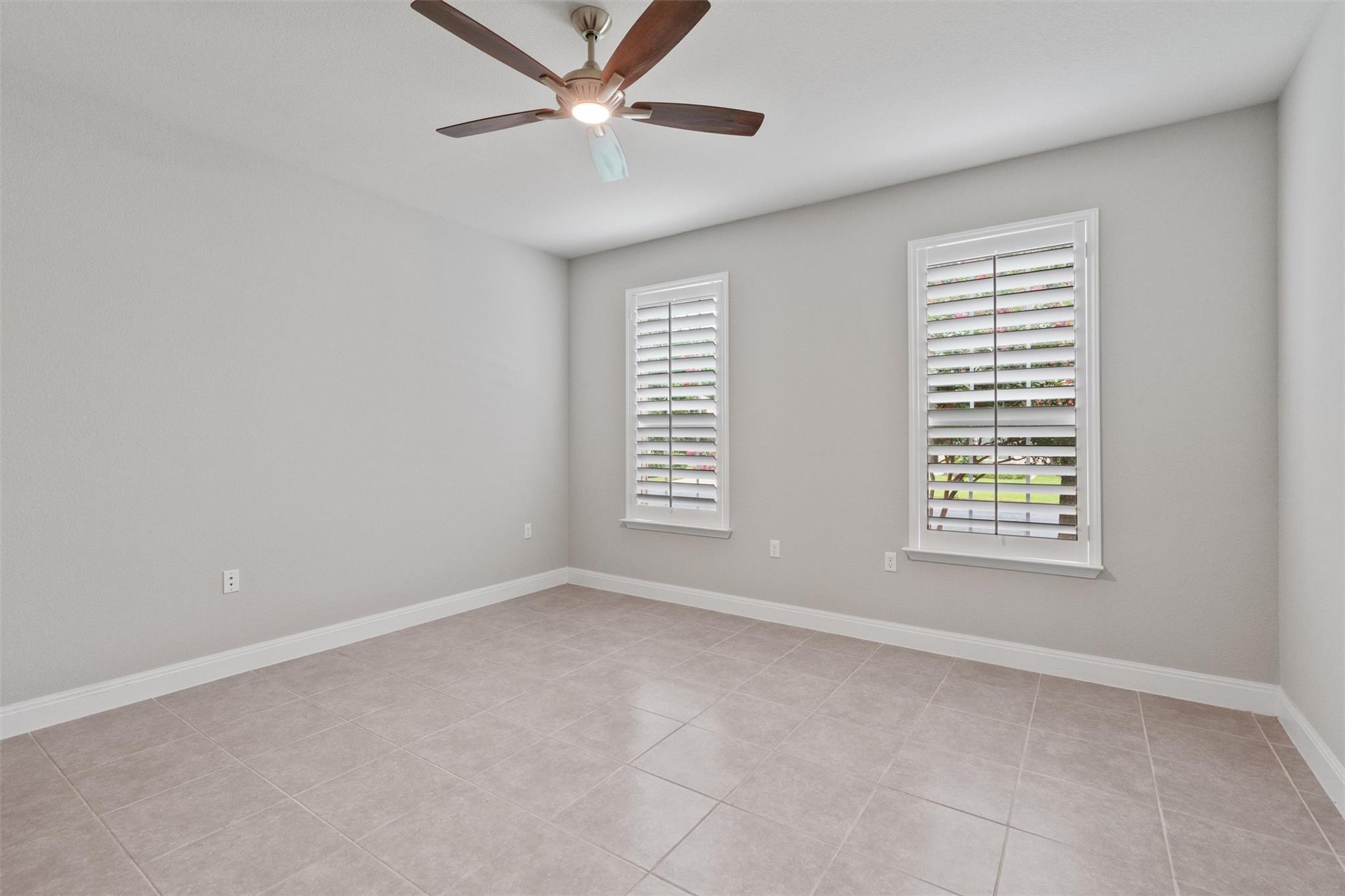 511 Davis Mountain CIR — photo 4