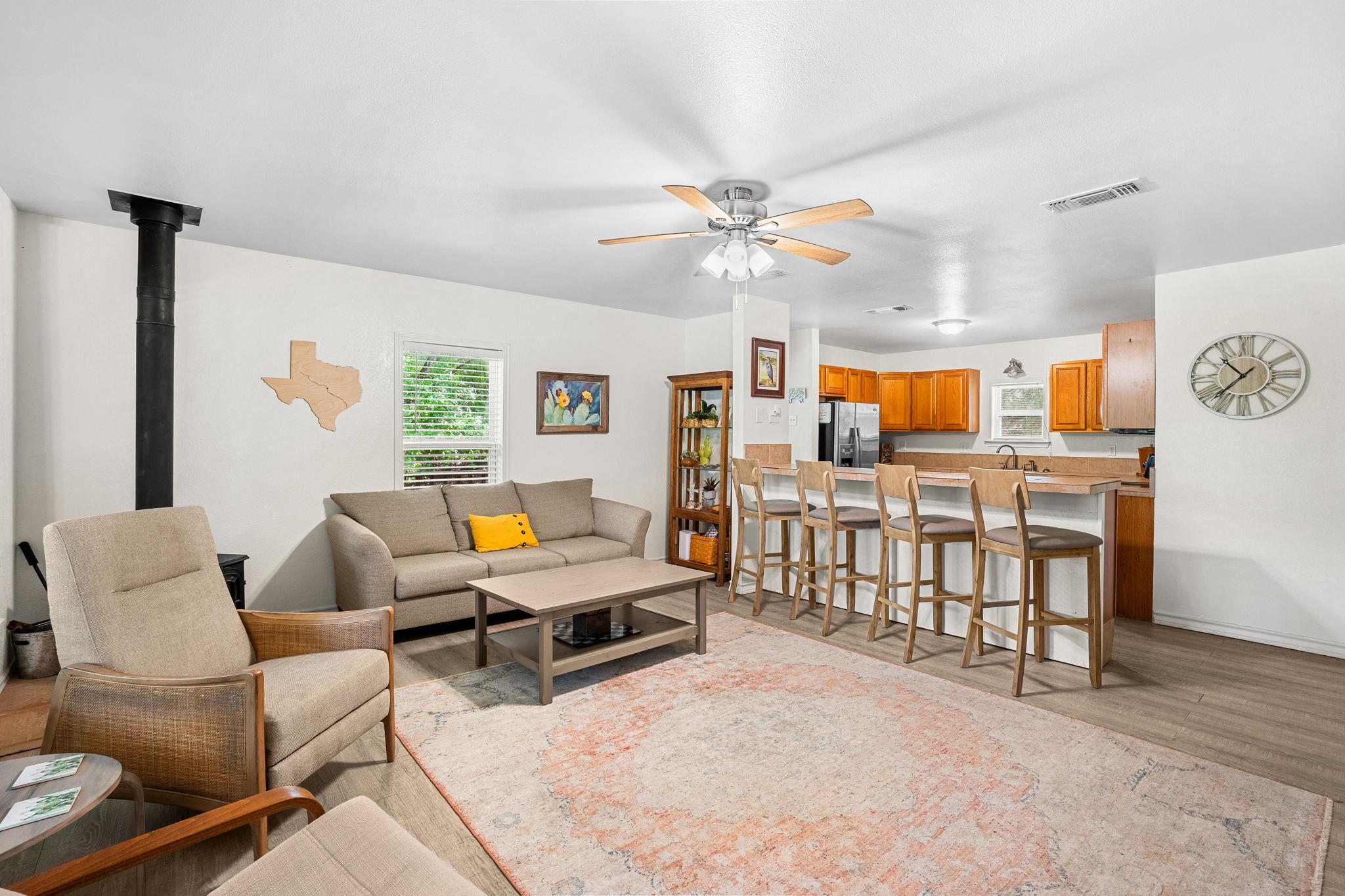 770 River RD — photo 4