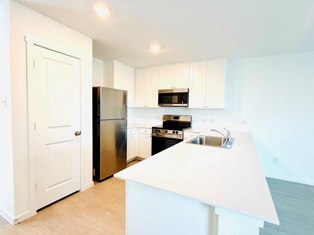 449 Jones Beach LN — photo 5