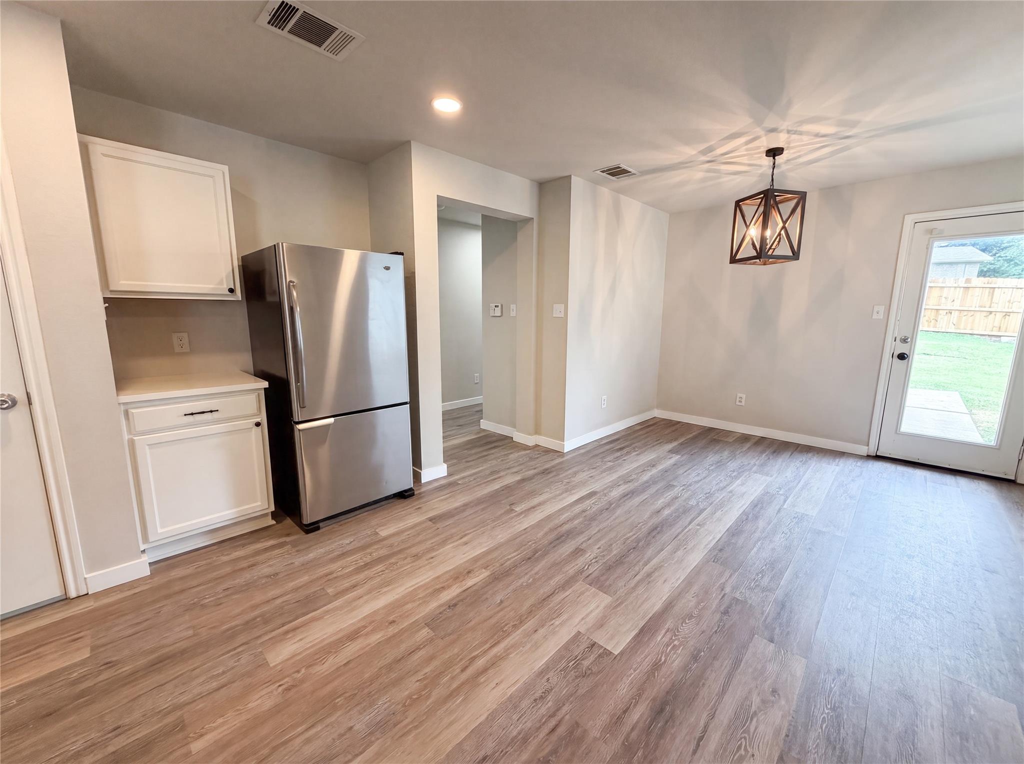 1076 Shadow Creek BLVD — photo 5