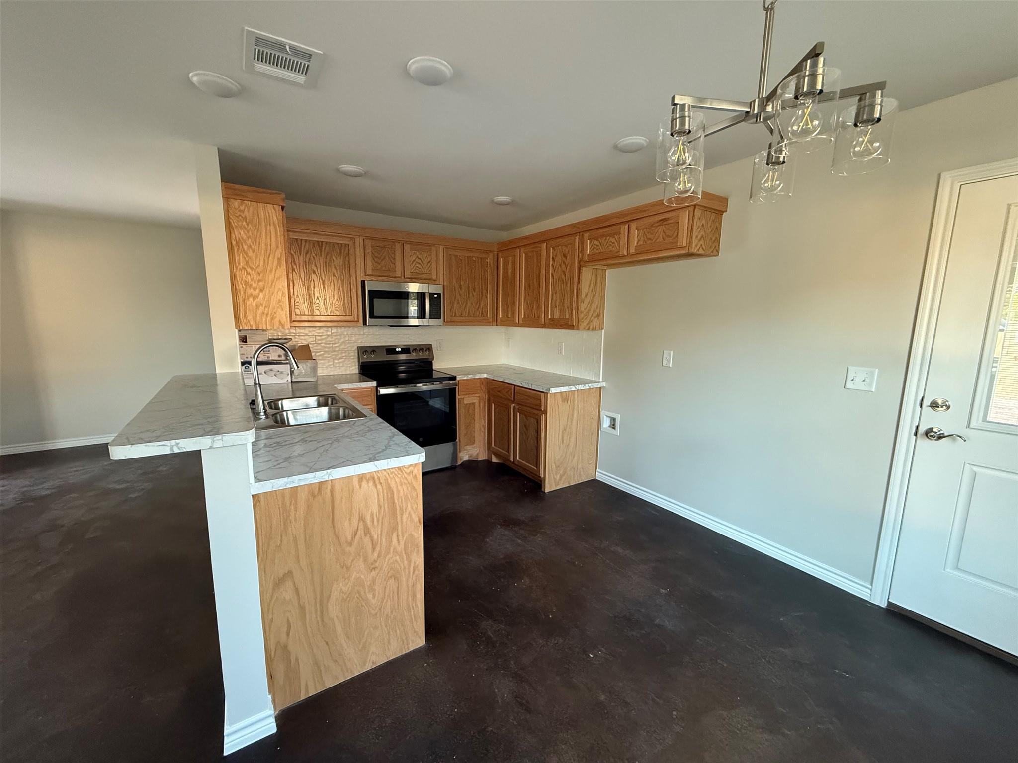 1710 Avenue J Ave — photo 5