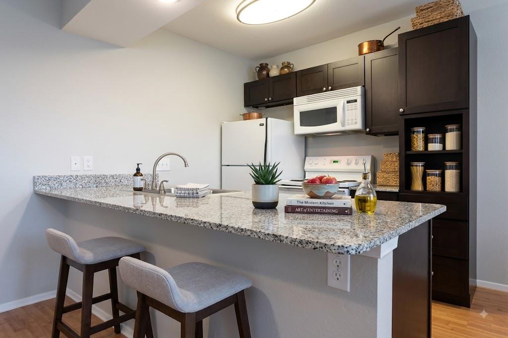 910 Duncan LN #64 — photo 4