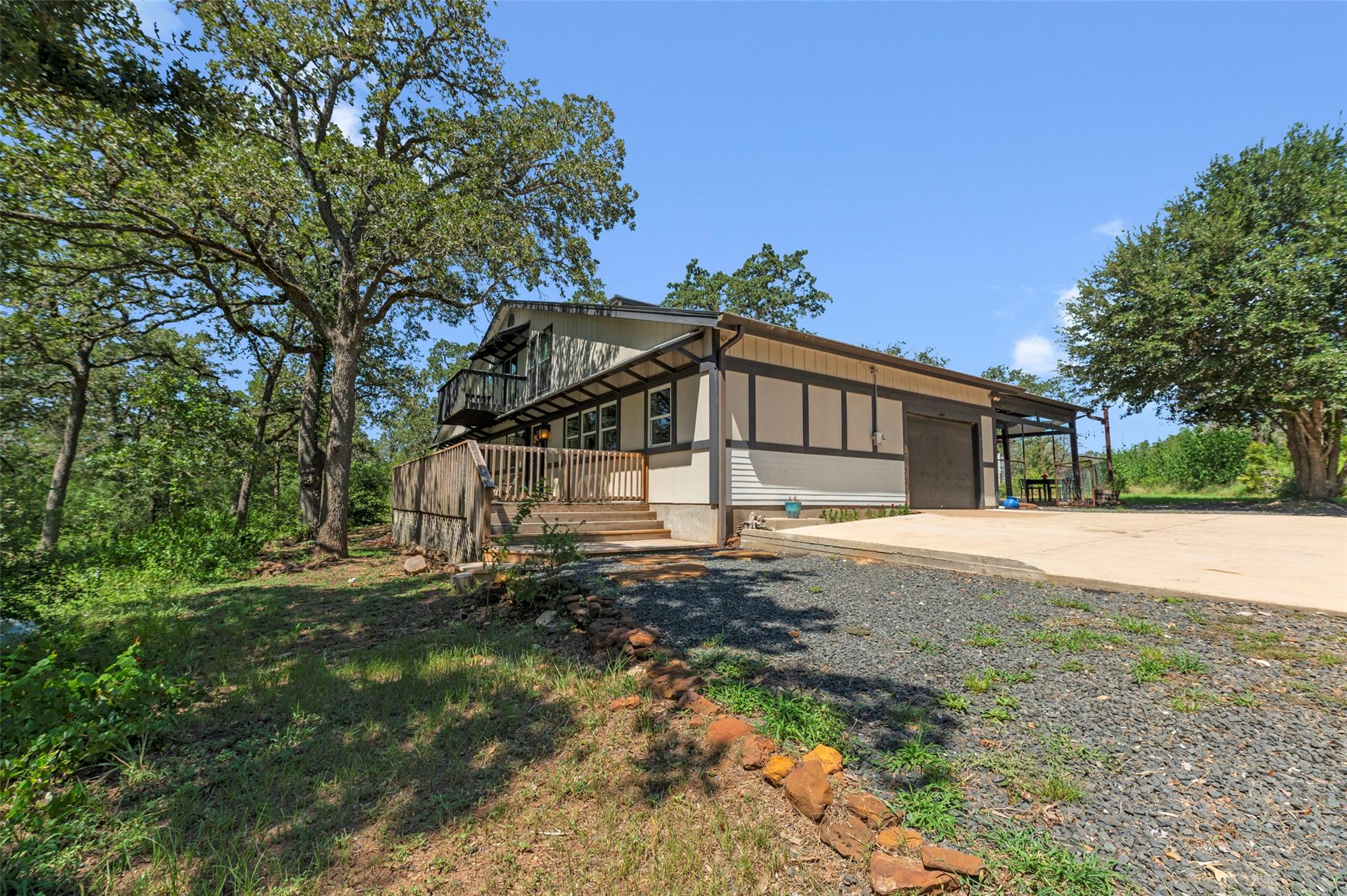 180 Ironstone RD