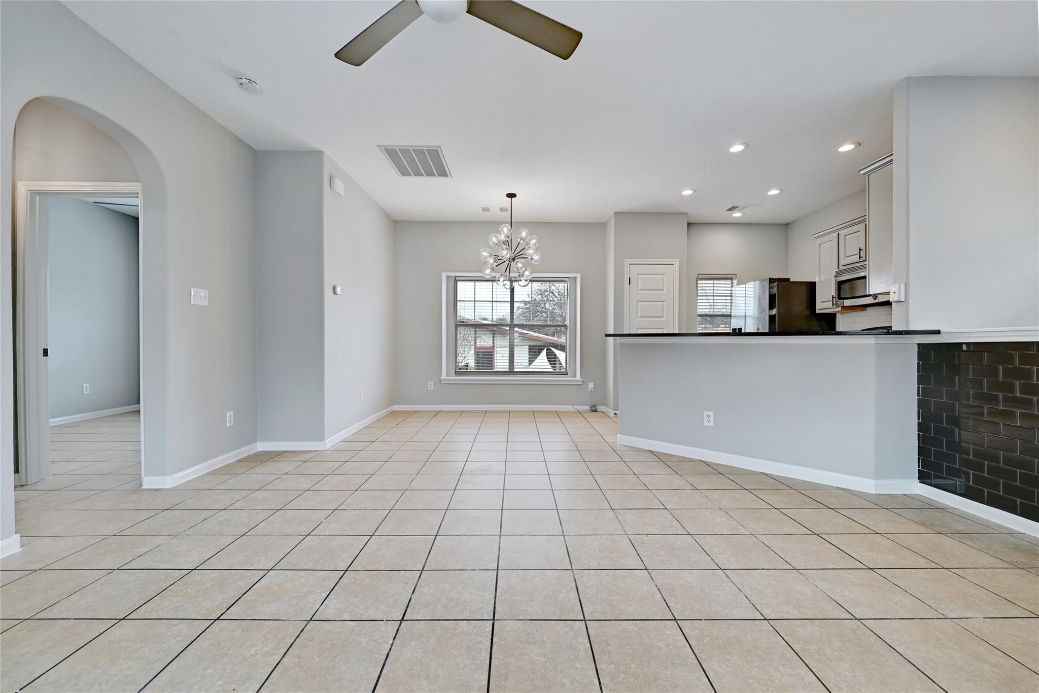 2909 Saville LOOP #10c — photo 4