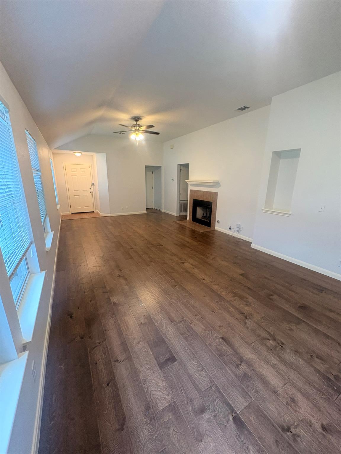 1725 Shire ST — photo 5