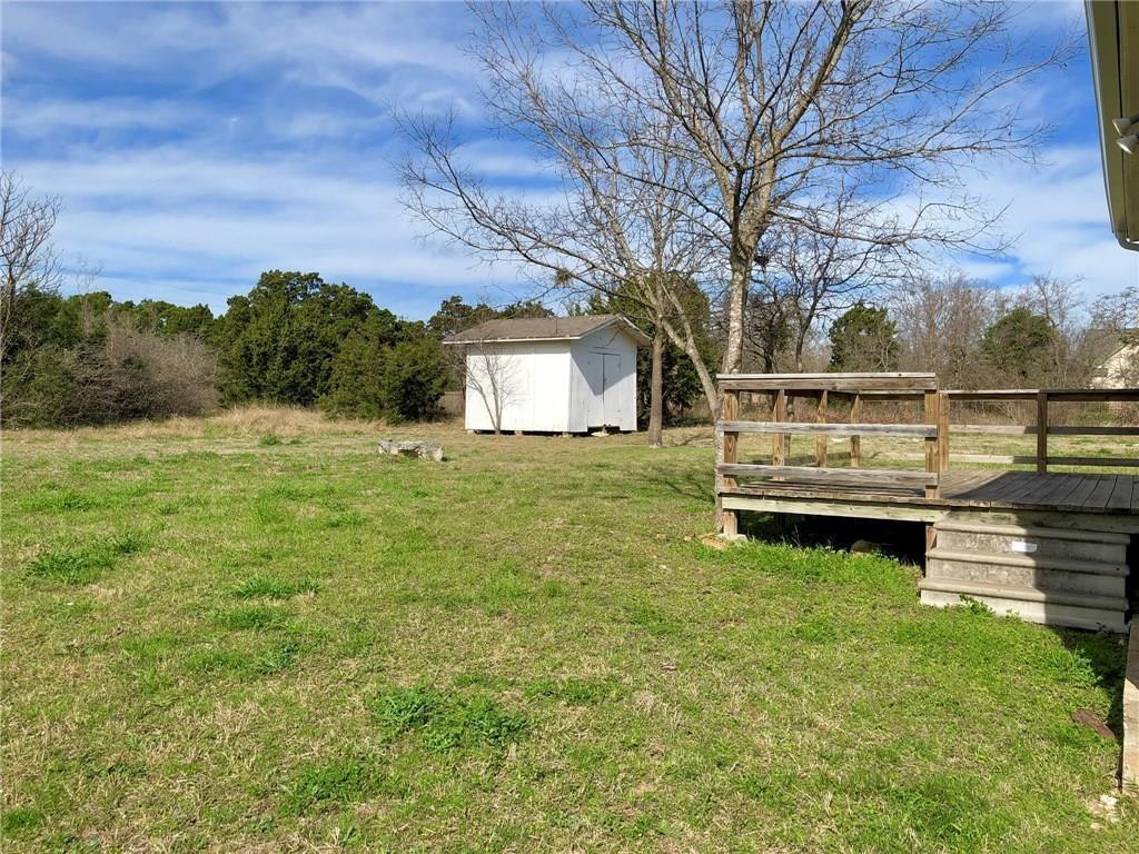 307 Mustang Ave — photo 4